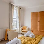 Feriehus Rosemill - Large Pet Friendly With Off Road Parking Whitby