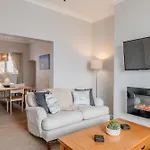 Rosemill - Large Pet Friendly With Off Road Parking Feriehus