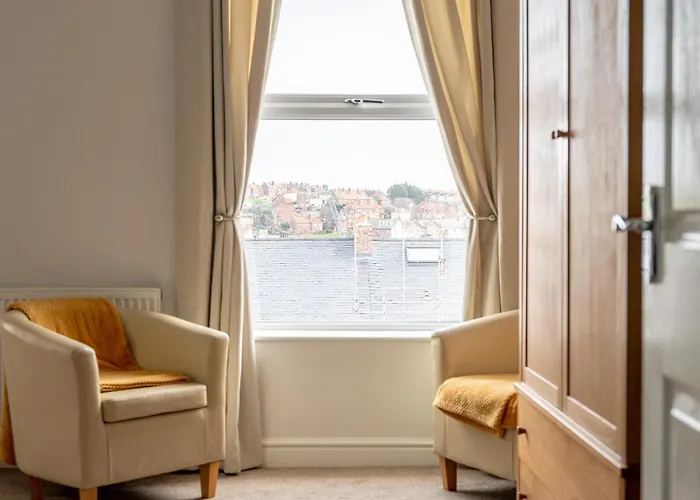 Nyaraló Rosemill - Large Pet Friendly With Off Road Parking