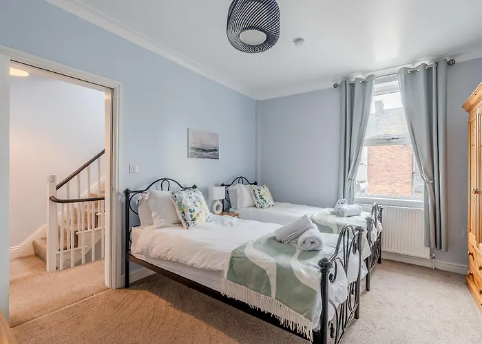 Nyaraló Rosemill - Large Pet Friendly With Off Road Parking