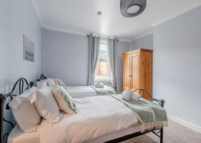 Nyaraló Rosemill - Large Pet Friendly With Off Road Parking Whitby